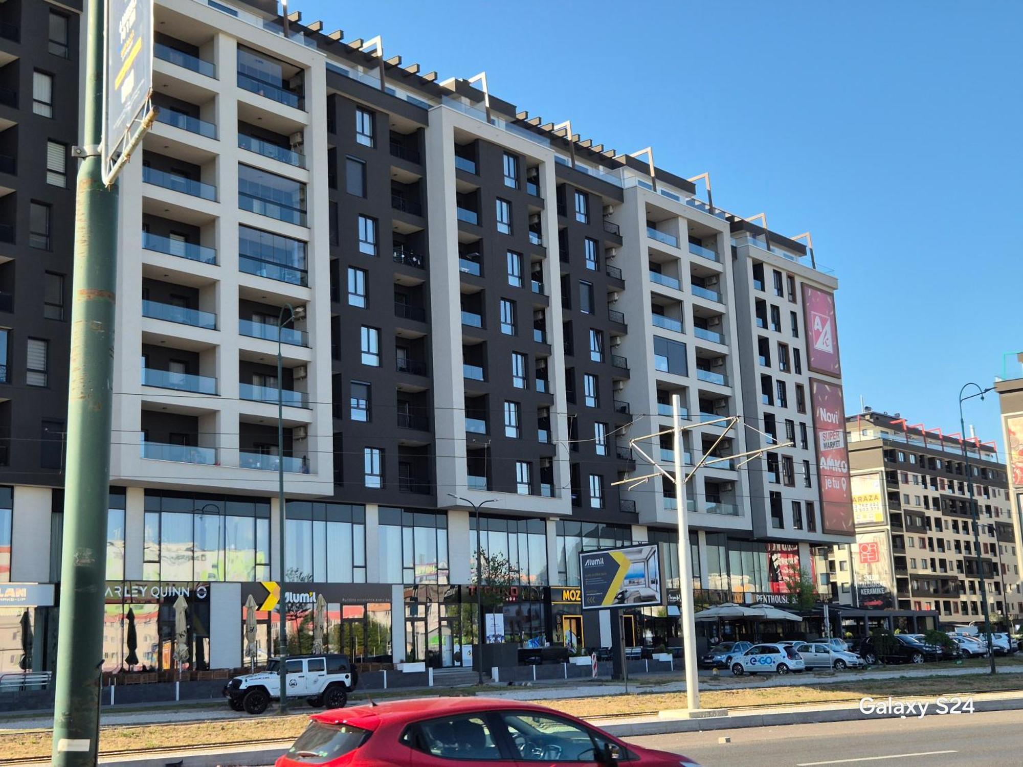 Apartment Colorful Bulevar